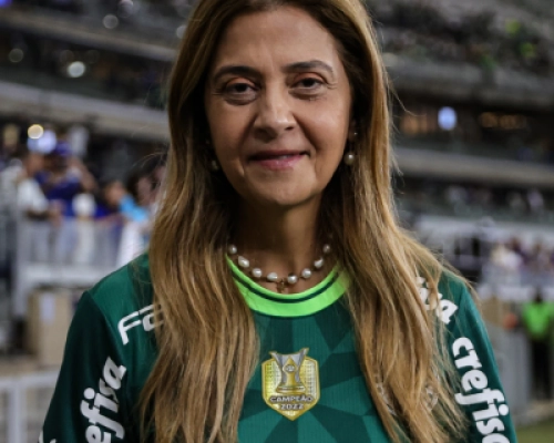 Leila ironiza críticas ao Palmeiras, defende Abel, mas diz sobre possível eliminação